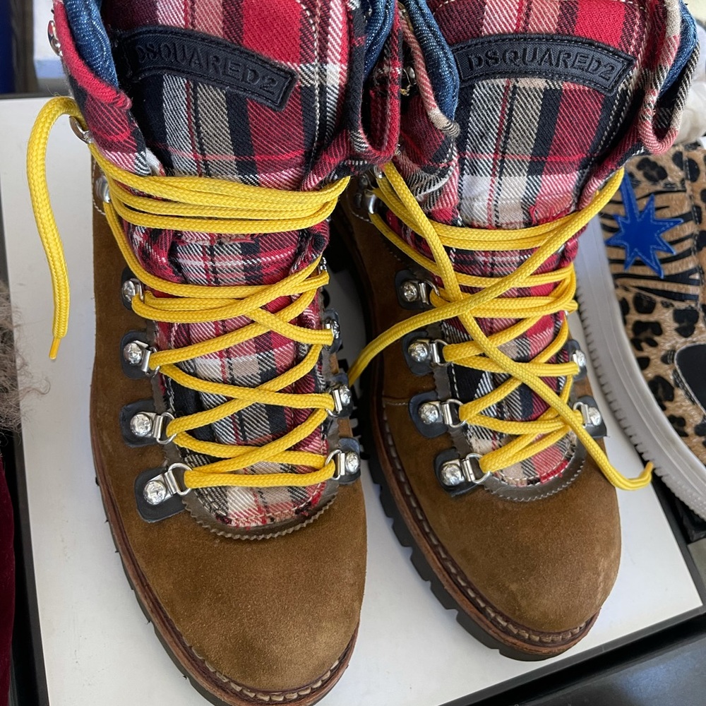 DSquared Boots